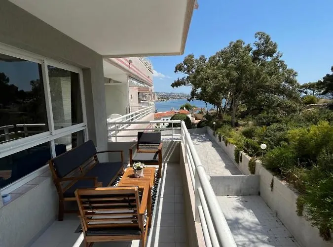 Bahia Mar - Azulenacalpe